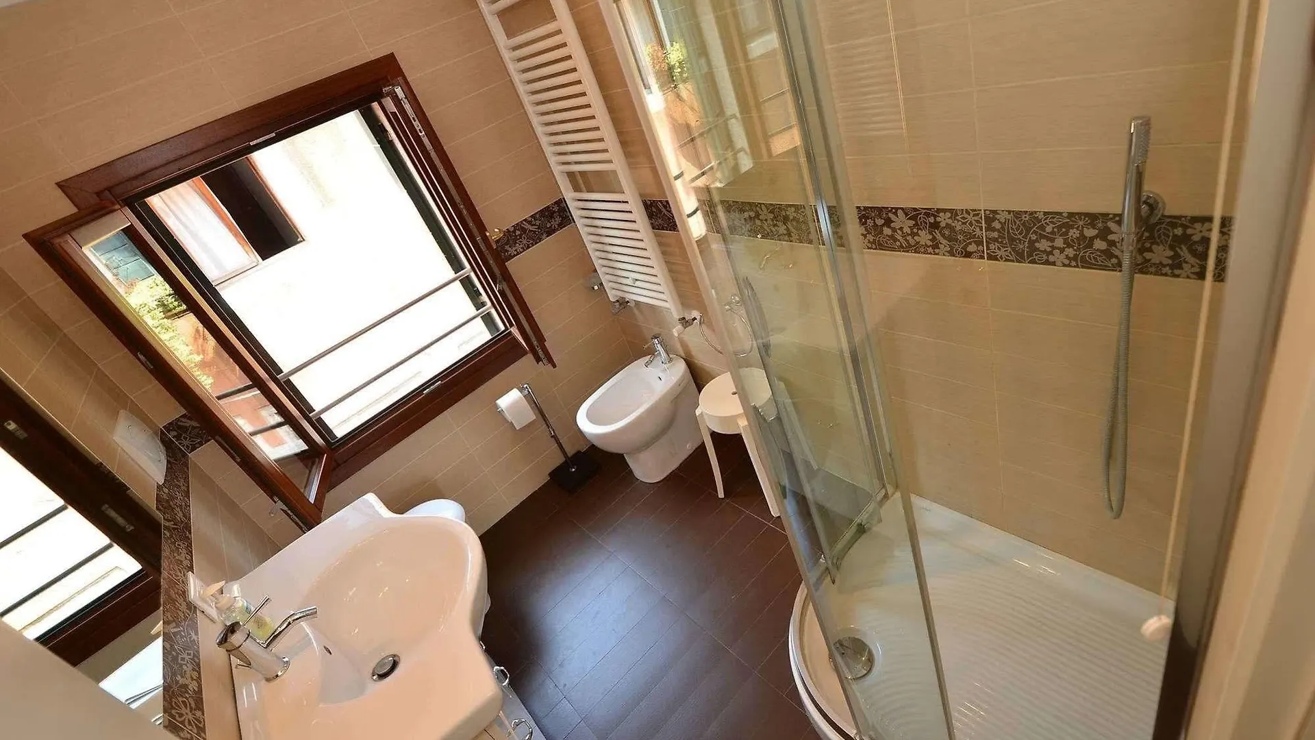 Angelina Hotel Venezia 0*,