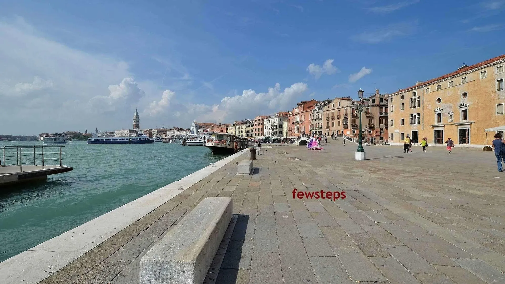 Angelina Lejlighed Venedig 0*,